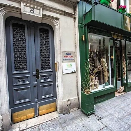 Flat App Entier N106 F3 * Paris